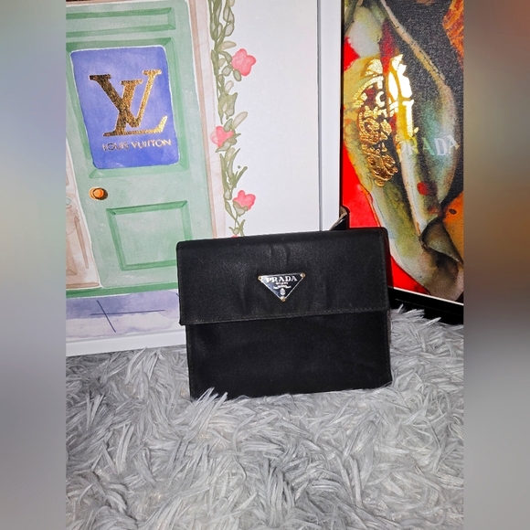 Prada Black Nylon Compact Wallet (GUC)(READ DESCRIPTION) - Picture 1 of 8